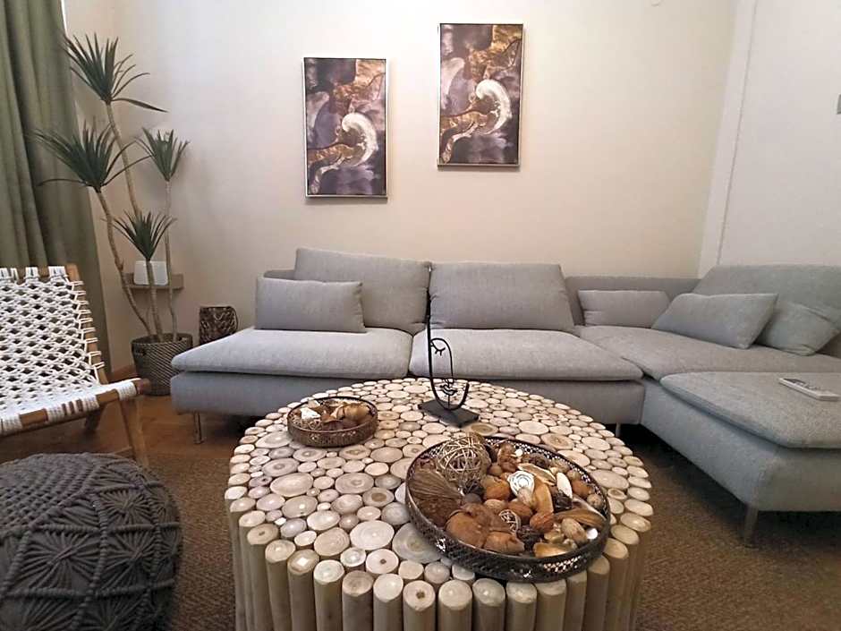 Kallaris Deluxe House