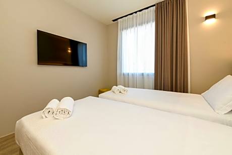 Classic Queen Room - Non-Smoking