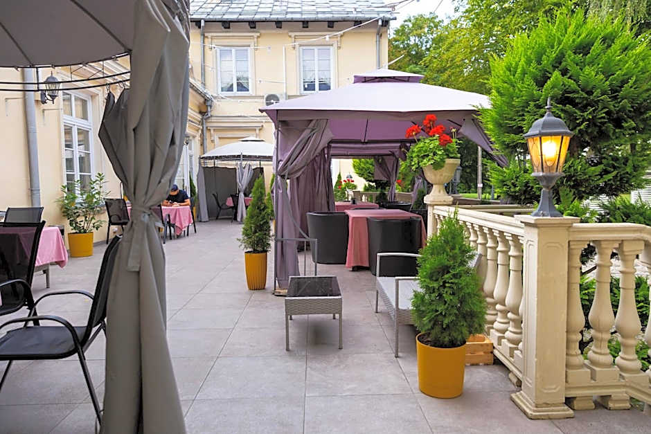 Hotel Dwór Sójki