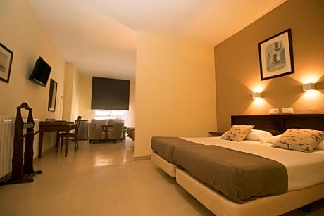 Double Room with Lounge