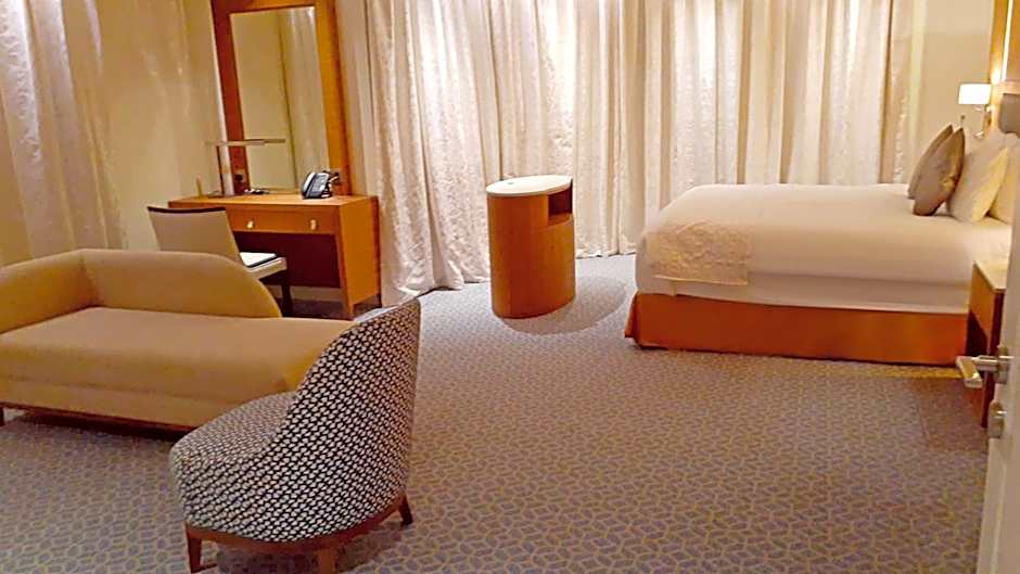 Grand Swiss-Belhotel Waterfront Seef