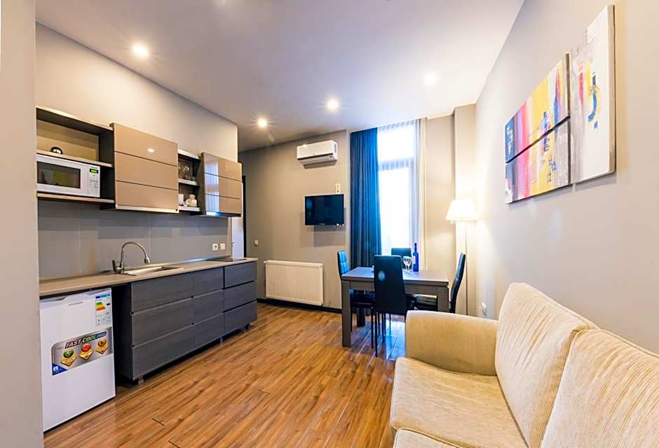 Sani Apart Hotel
