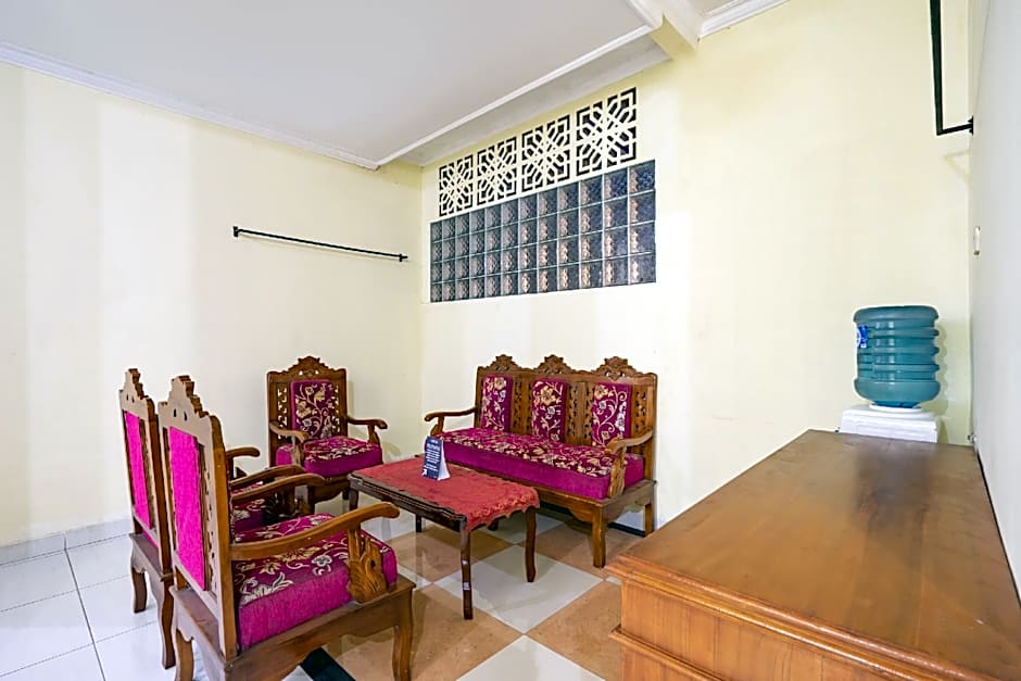 SPOT ON 2881 Nabila Homestay