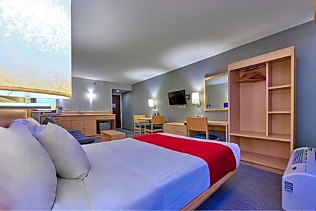 Queen Suite with Sofa Bed