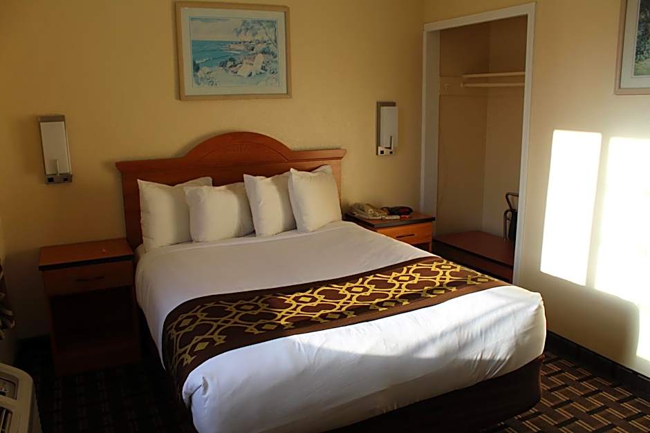 Riverside Inn & Suites Santa Cruz