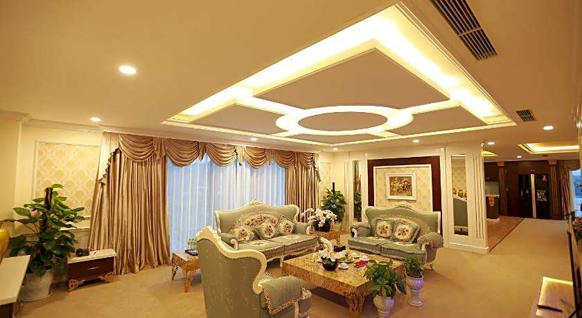 Muong Thanh Con Cuong Hotel