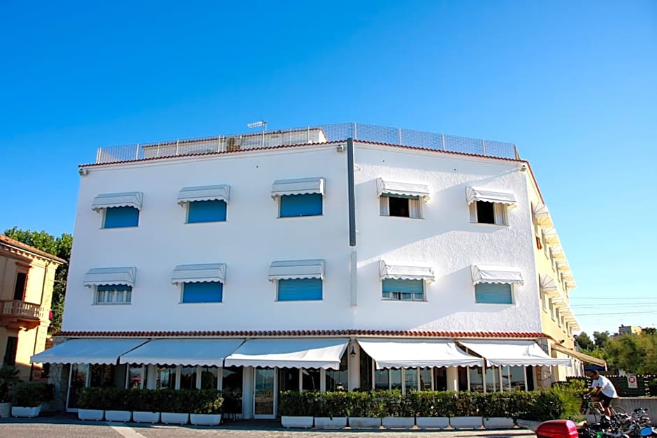 Hotel Excelsior