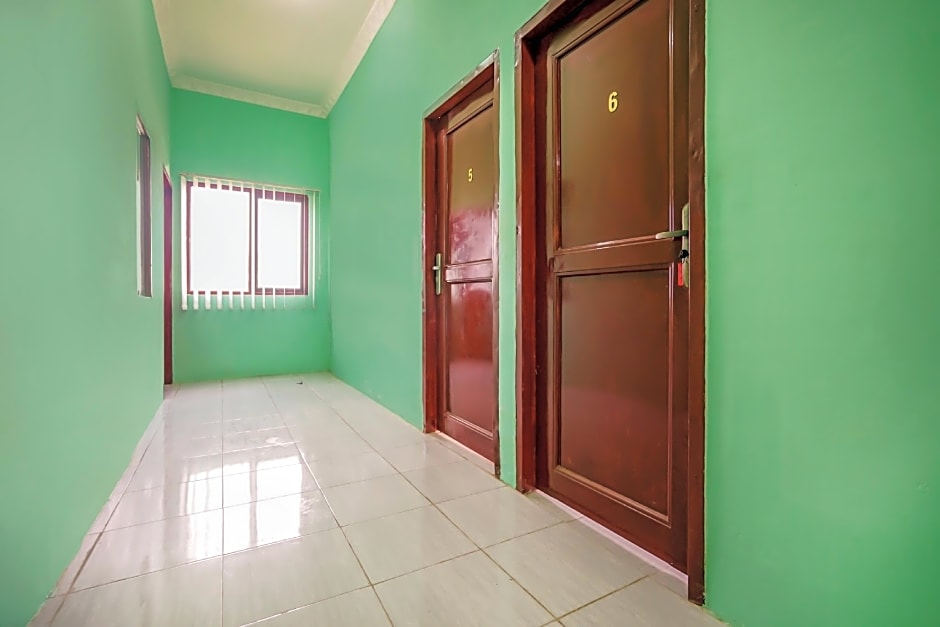 OYO Life 570 Pesona Asri Homestay Syariah