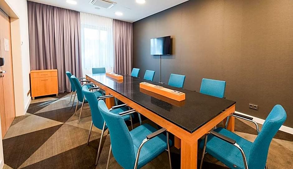 Premier Inn Mannheim City Centre