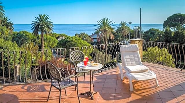 Hotel Villa Flora
