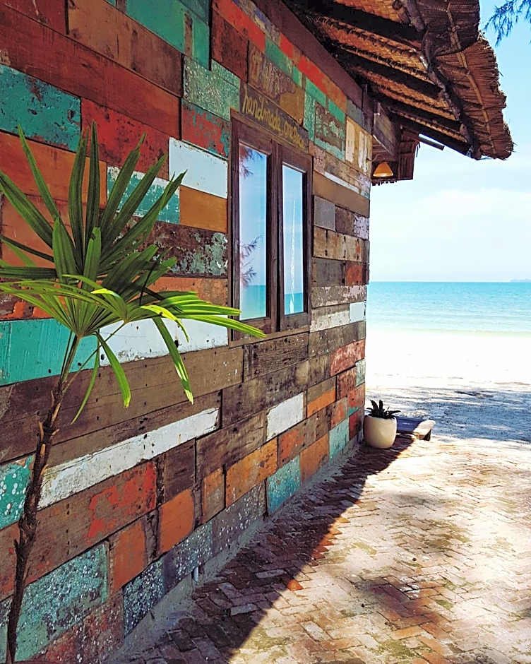 Maliblues Bed & Art Gallery