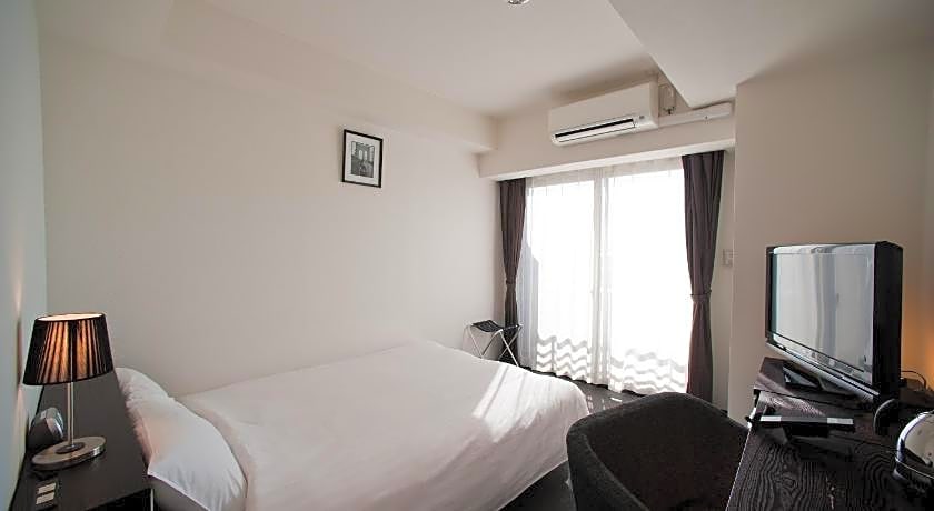 Omura Station Hotel