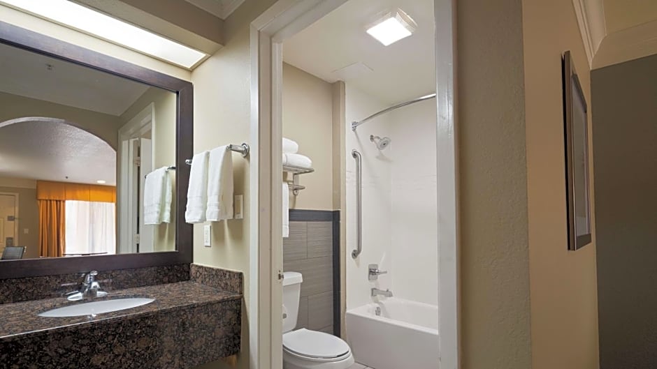 Best Western Angleton Inn