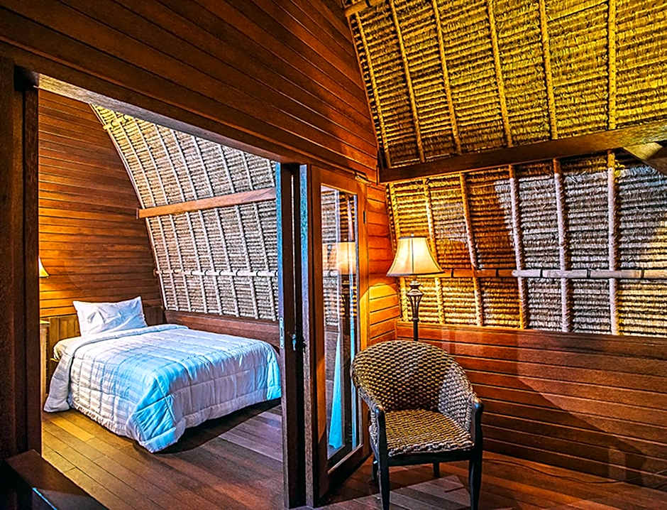 Sukanusa Luxury Huts