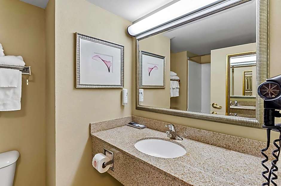 Country Inn & Suites by Radisson, Princeton, WV