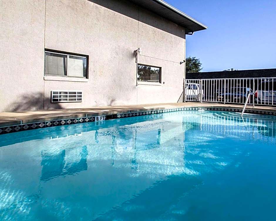 Rodeway Inn Apopka