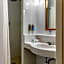 The Fort Garry Hotel, Spa and Conference Centre, an Ascend Collection Hotel