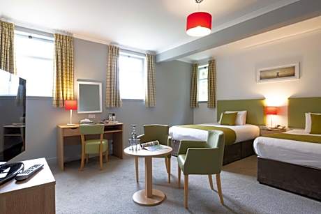 Twin Room with Scenic View