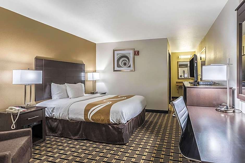 Quality Inn Tupelo Central