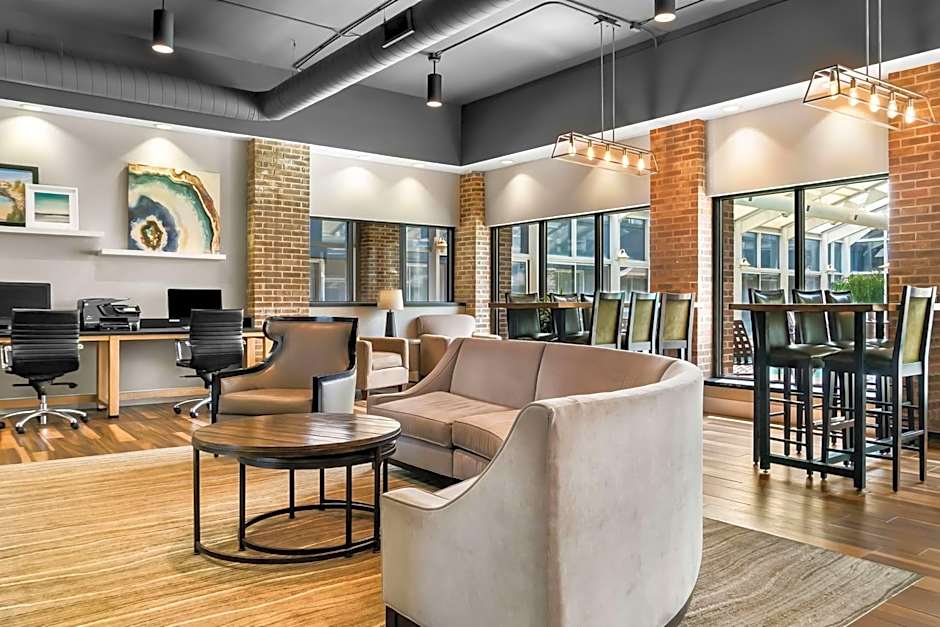 Best Western Okemos/East Lansing Hotel & Suites