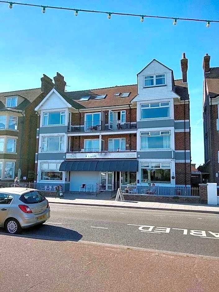 Harbour Hotel