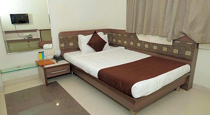 Hotel Somdeep Palace