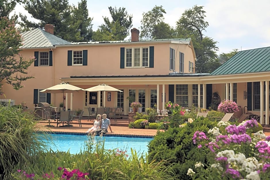 L'Auberge Provencale Inn & Restaurant