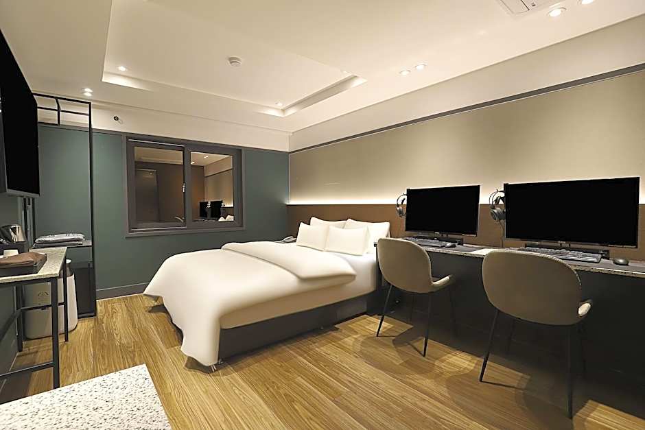 Jecheon The Wall Hotel