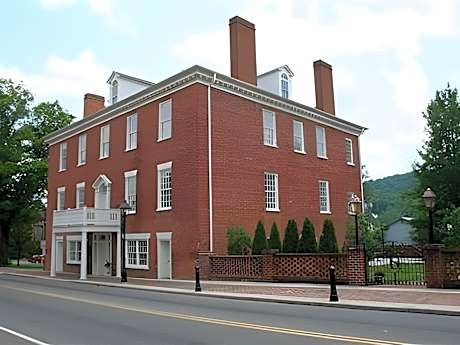 Hale Springs Inn
