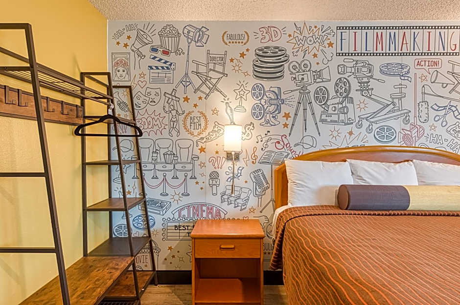 La Mirage Inn - Hollywood