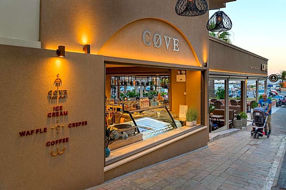 Cove Luxury Suites