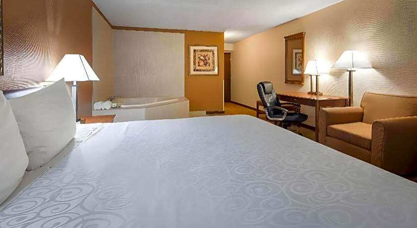 Days Inn by Wyndham St. Charles IL