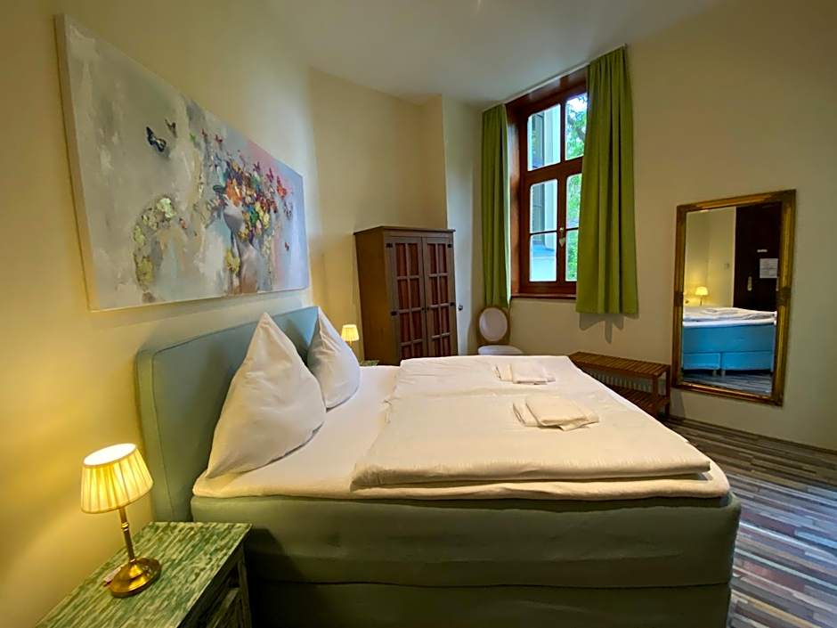 Avalon Bed & Breakfast