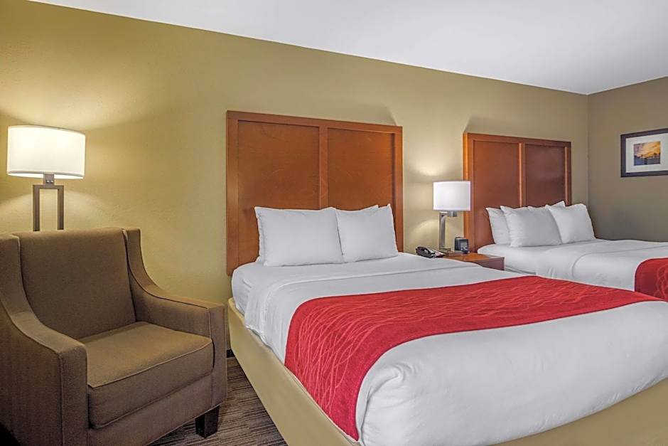 Comfort Inn & Suites LaGrange East