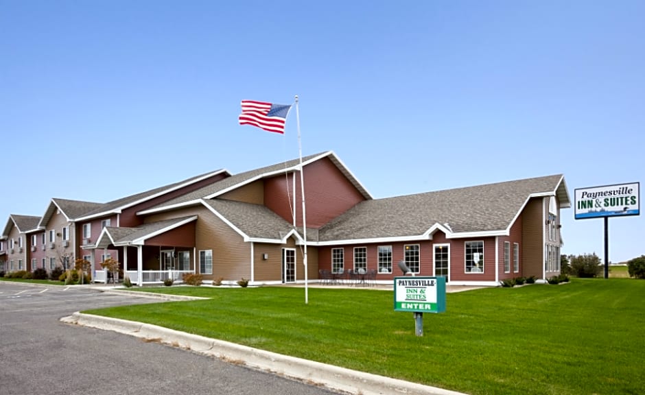 Paynesville Inn & Suites