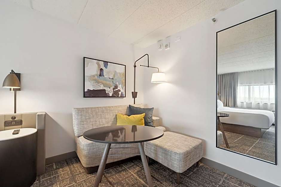 Crowne Plaza Lansing