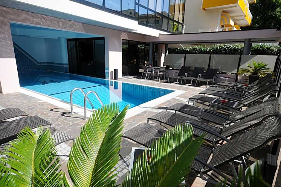 Hotel Ambassador