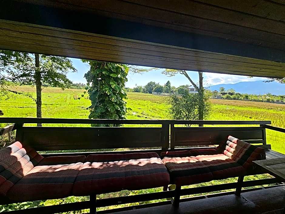 Baan Tung Boon Lom – Chiang Mai, IA