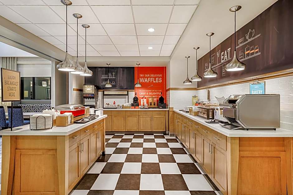 Hampton Inn By Hilton And Suites Dallas Plano East Tx