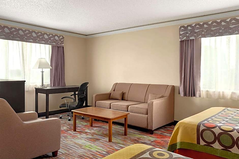 Super 8 by Wyndham Chillicothe
