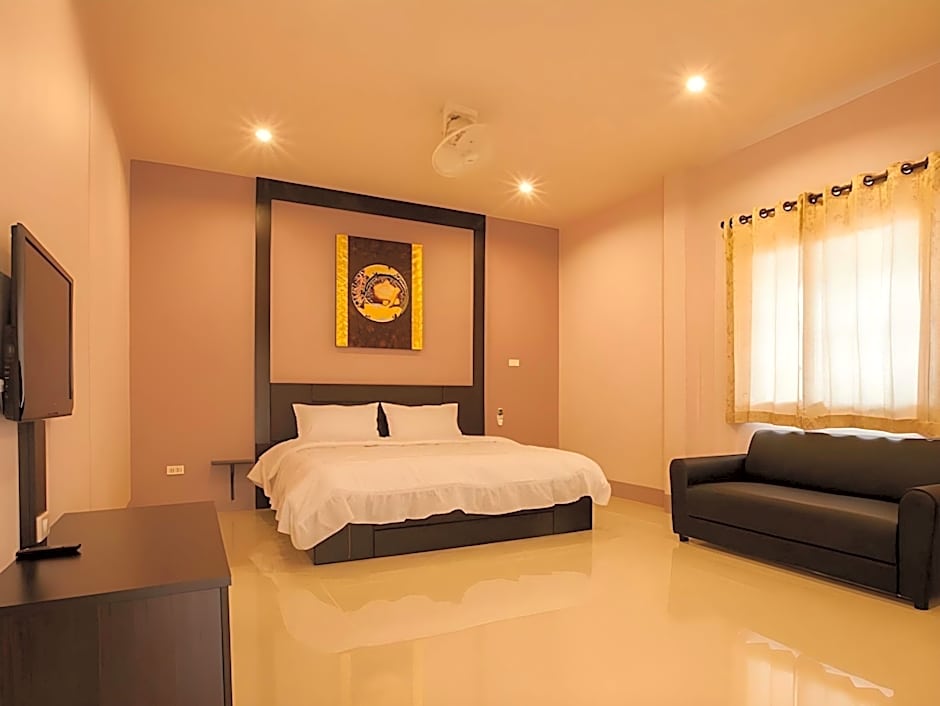 Chiangkham Grand Villa