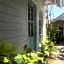 M's Snack Point Bed & Breakfast