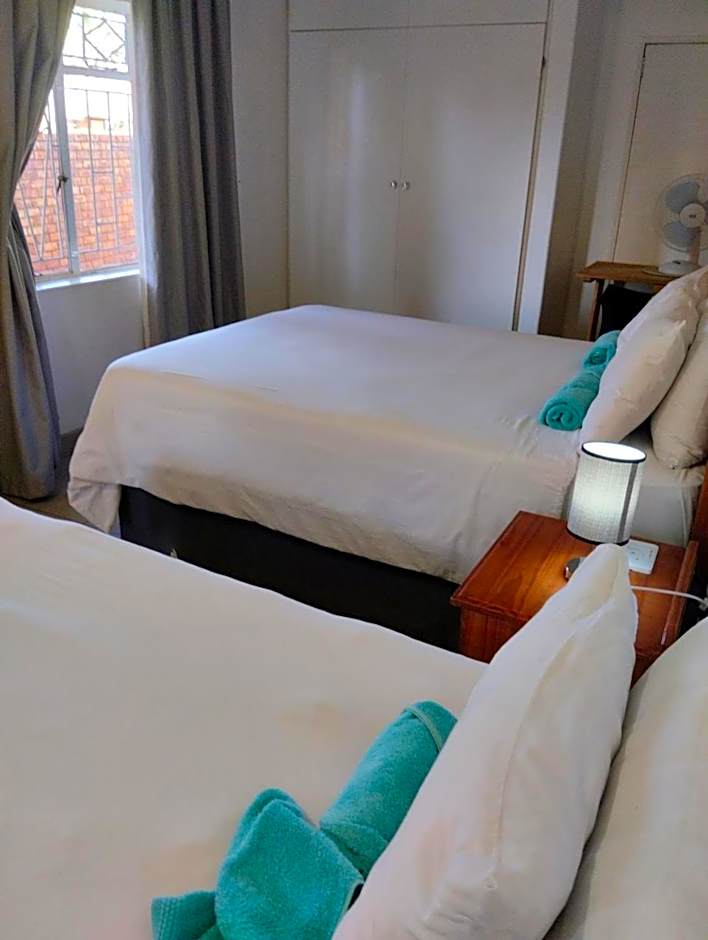 Woodpecker Guesthouse Middelburg Mpumalanga