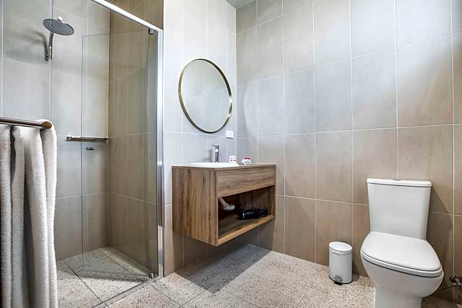 Nightcap at Empire Hotel