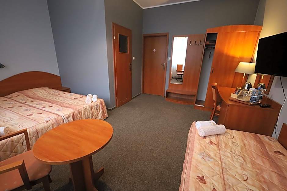 Nasz Klub - Pokoje Gościnne