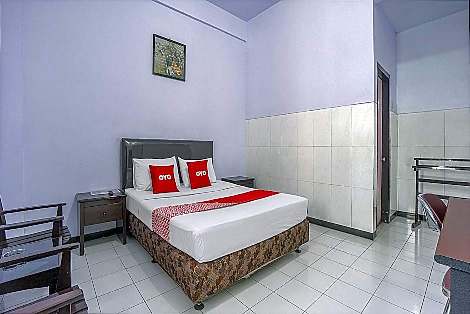 OYO Life 90589 Palem Garden Hotel