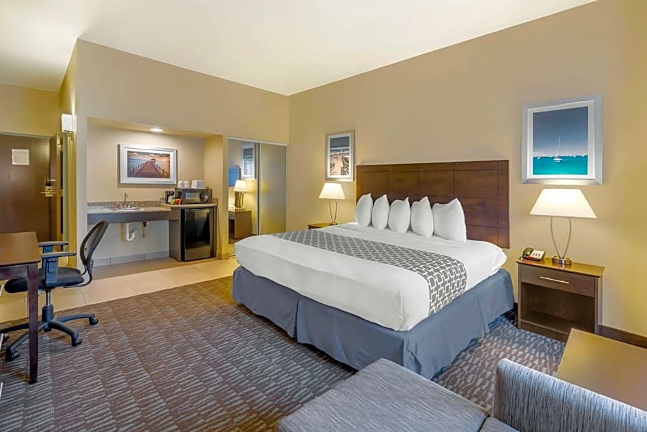 Best Western Naples Plaza Hotel