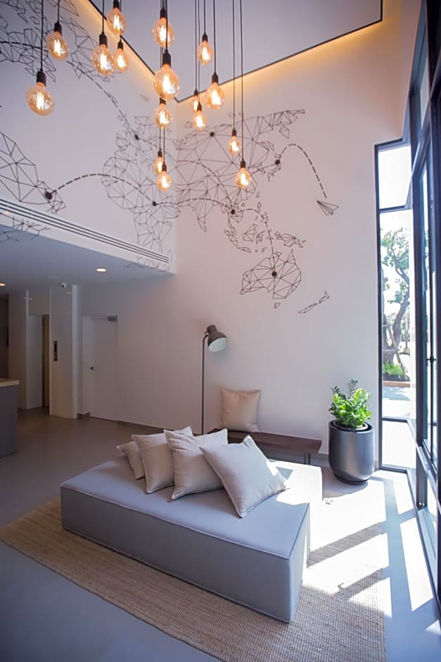 The Journey Hotel Laksi