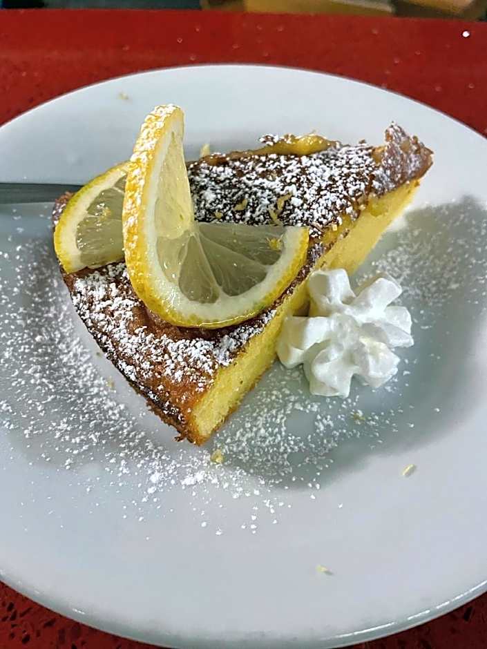 San Luigi - Rooms & Apartments