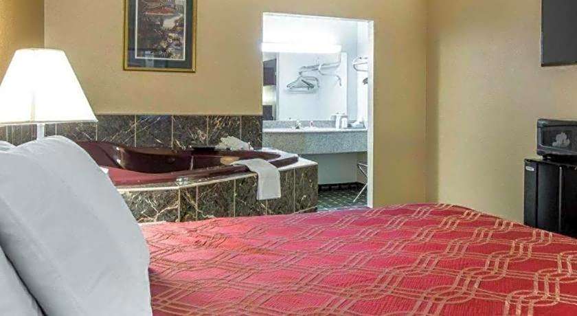 Econo Lodge Dalton West